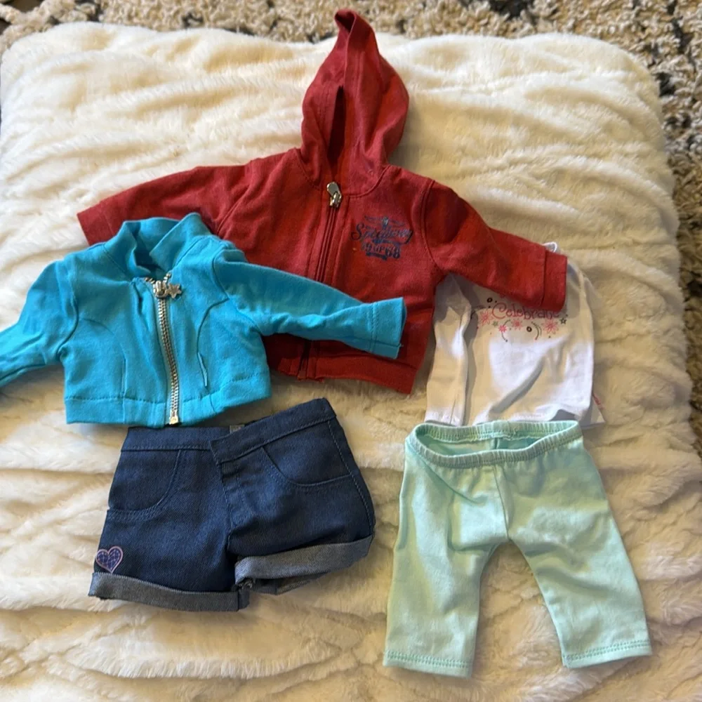 American Girl Doll huge lot of clothes, shoes, and accessories! - Picture 13 of 17